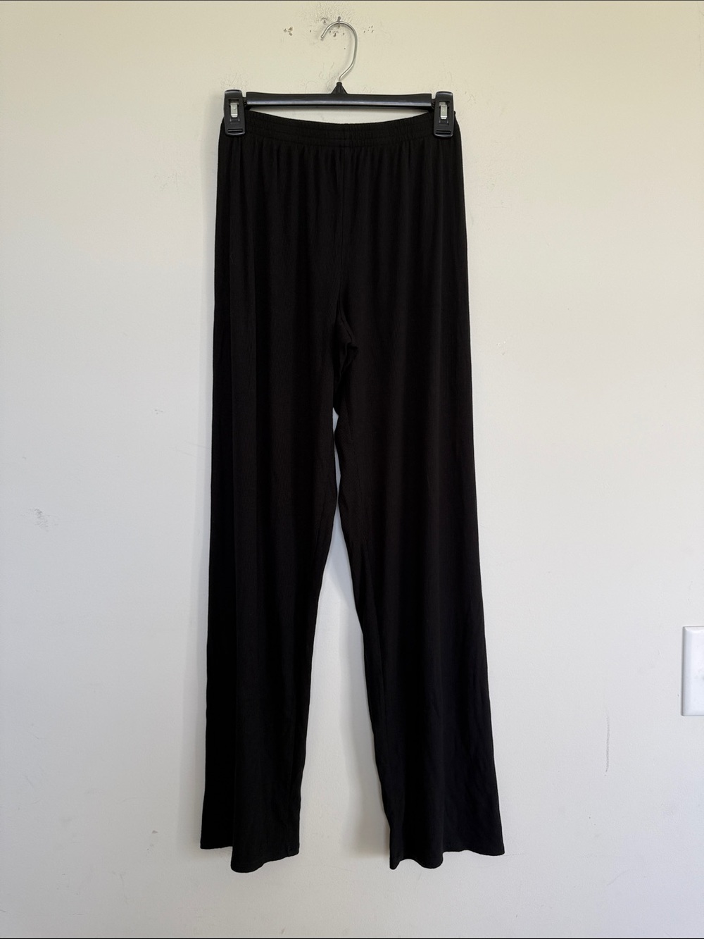 Aritzia Black Wide-Leg Elastic Waist Pants